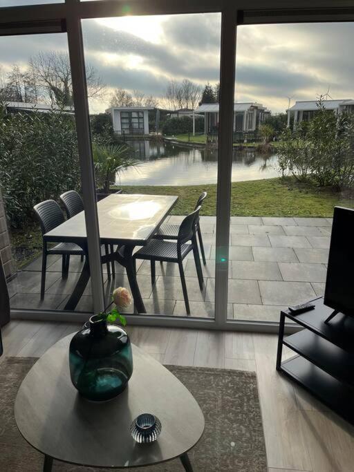 Luxus Chalet Waterfront Lathum Exterior foto